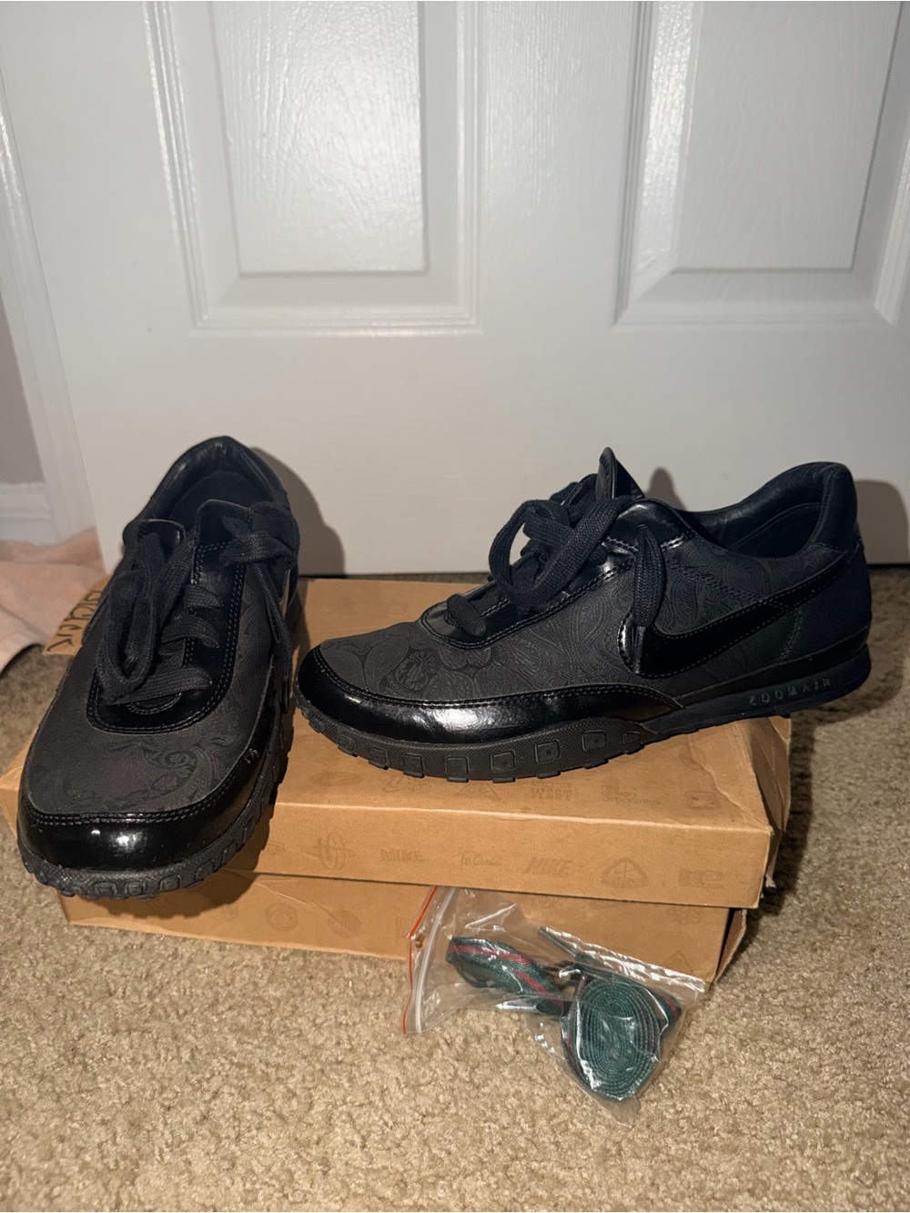 Vintage Nike Waffle Racer III Black Dark Red Men’s Size 9  rare